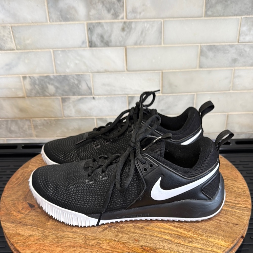 Nike Women’s HyperAce 2 Volleyball Shoes
